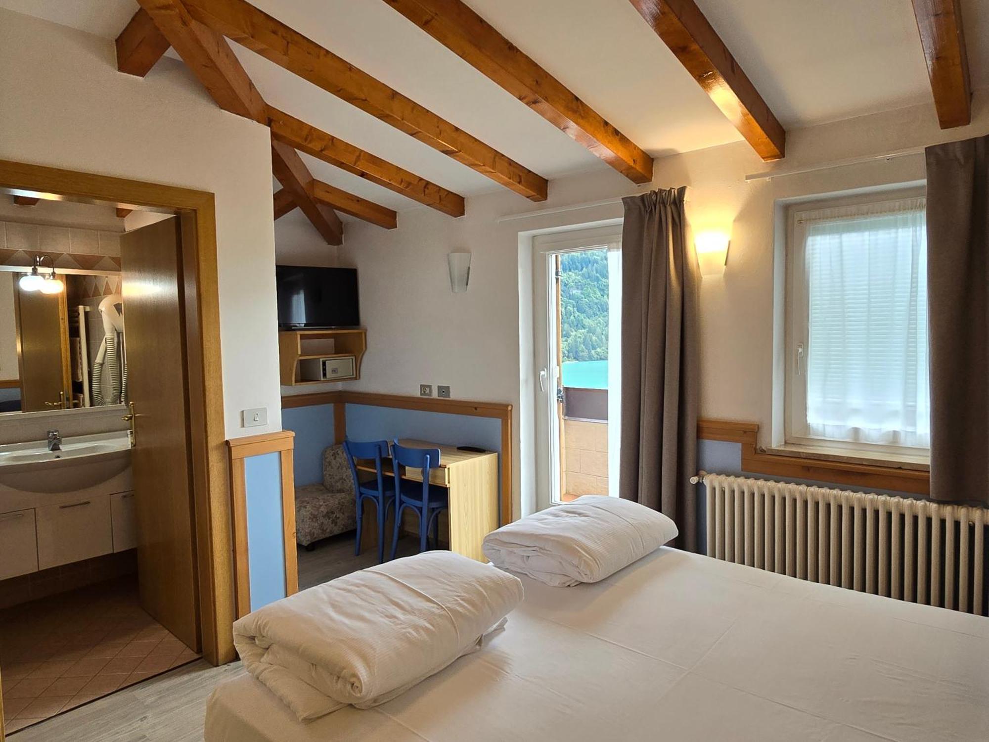 Hotel Miramonti Molveno Exterior photo